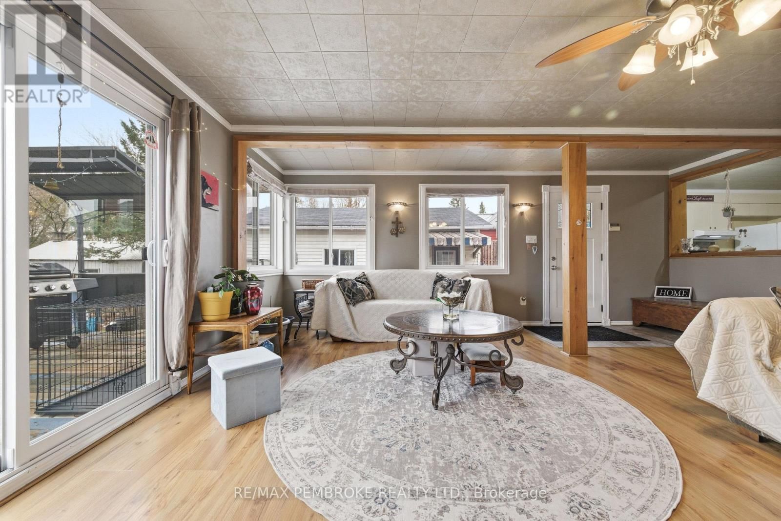 48 LACROIX BAY ROAD Image 22