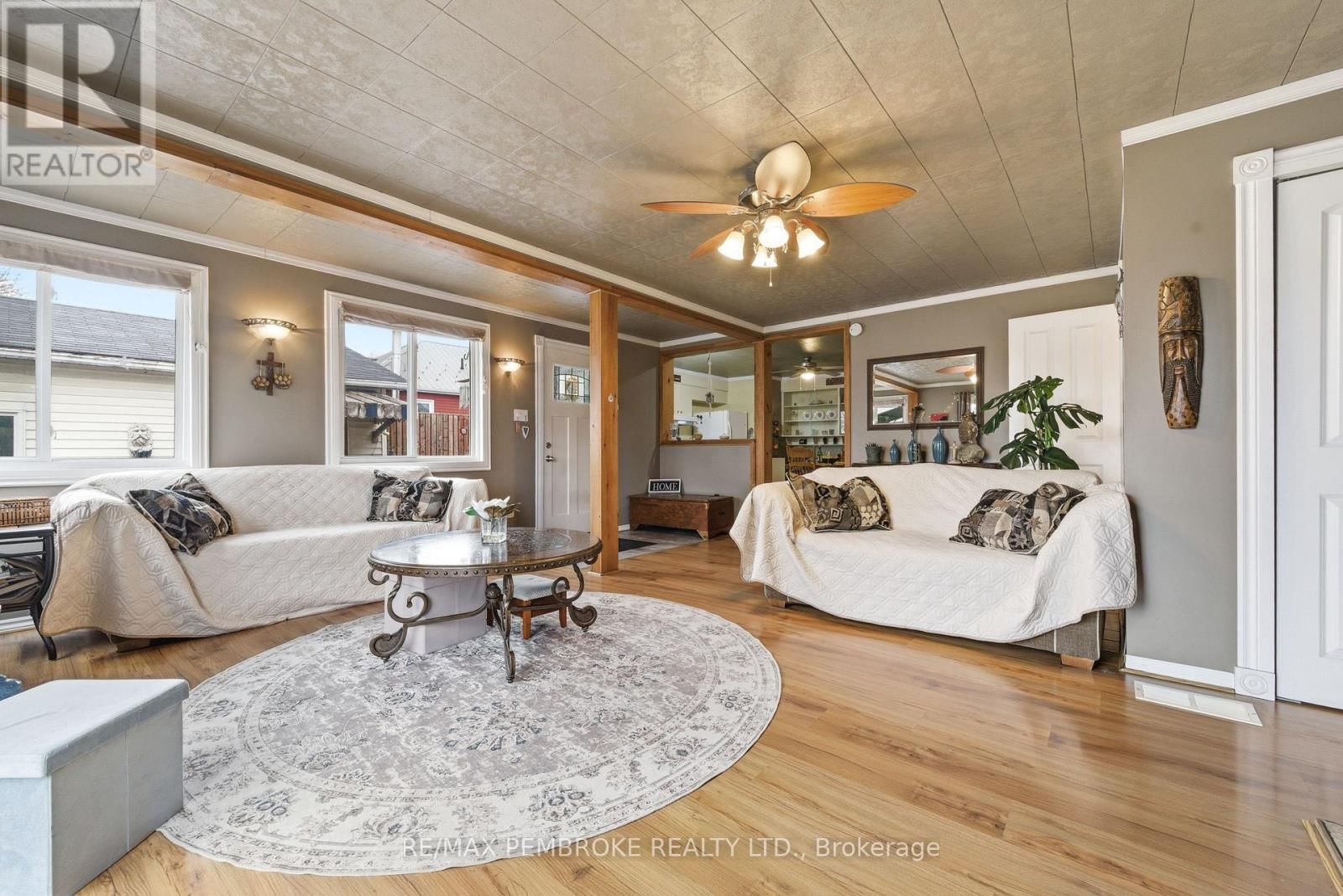 48 LACROIX BAY ROAD Image 26