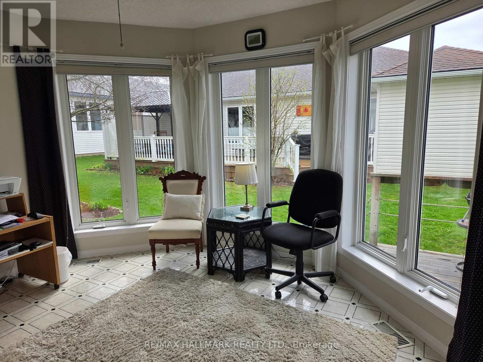 8 GREENFIELD PLACE Image 15