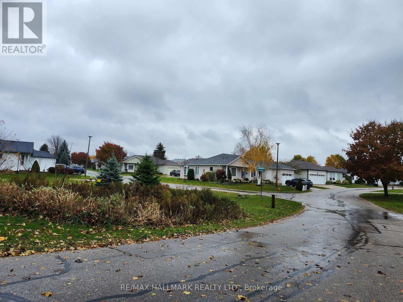 8 GREENFIELD PLACE Image 2