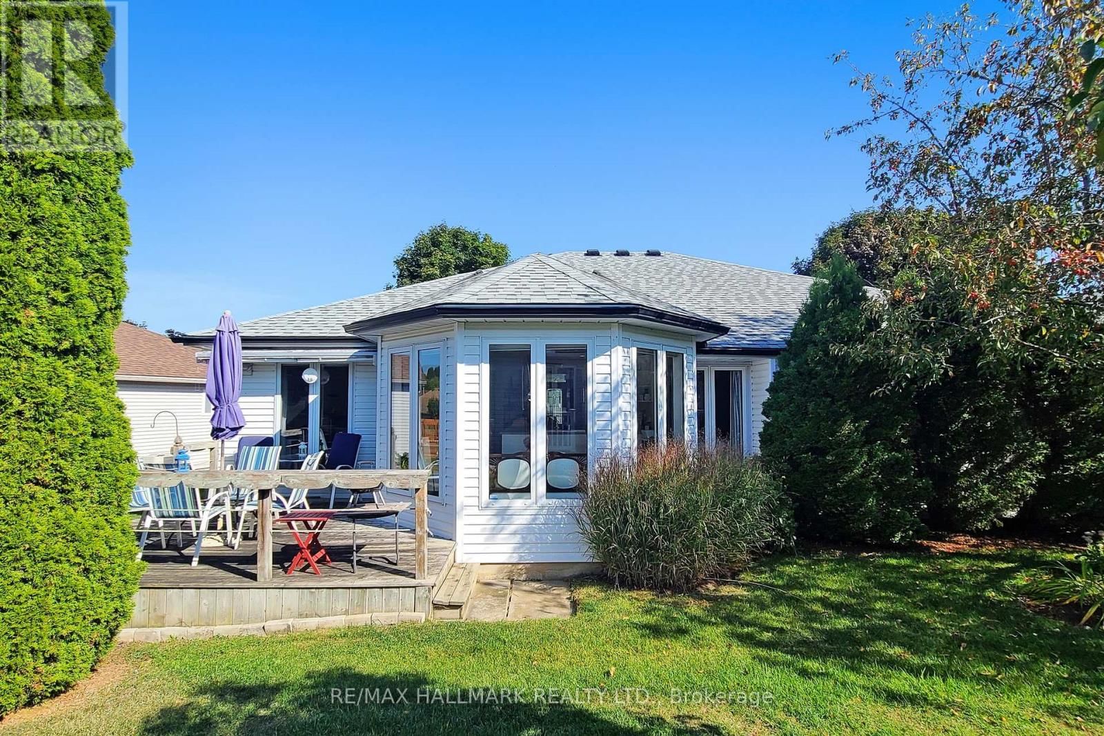 8 GREENFIELD PLACE Image 30