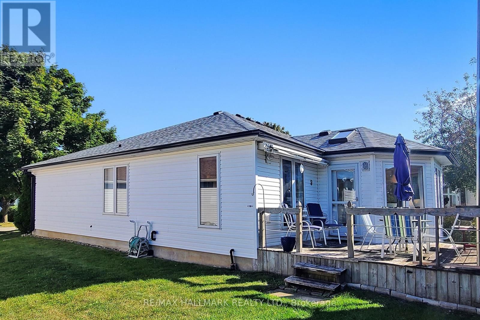 8 GREENFIELD PLACE Image 33