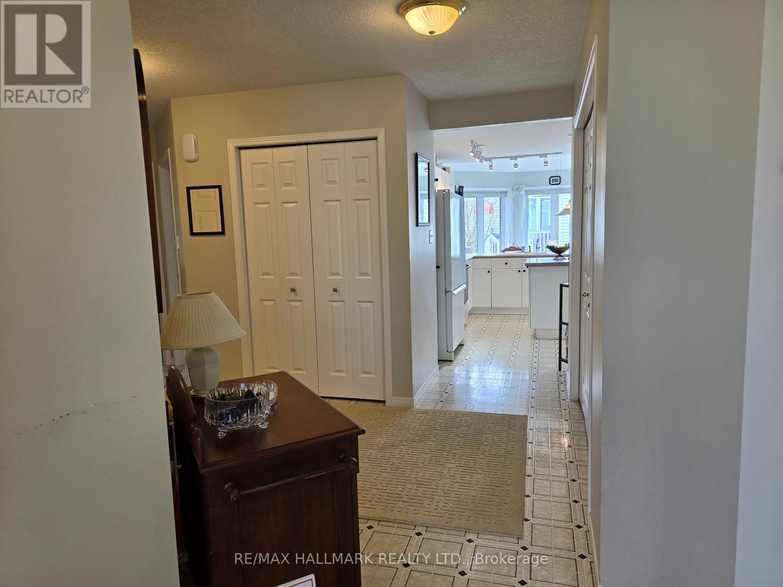 8 GREENFIELD PLACE Image 9