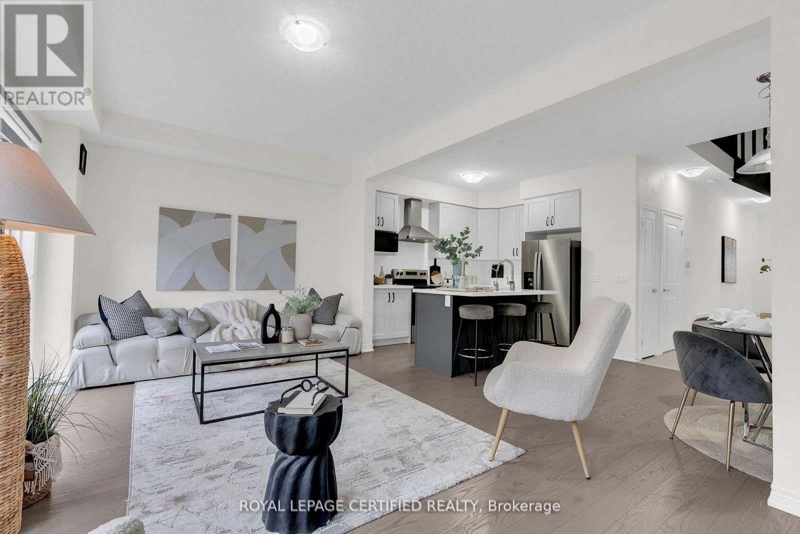 66 GRASSBOURNE AVENUE Image 15