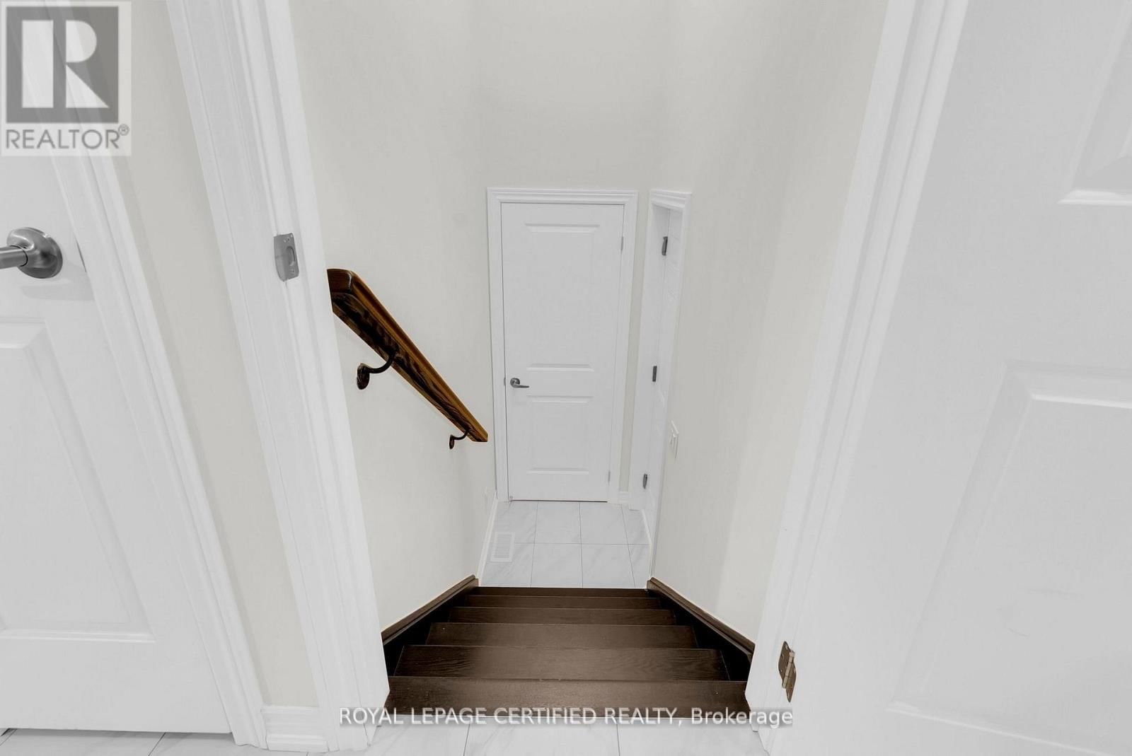 66 GRASSBOURNE AVENUE Image 22