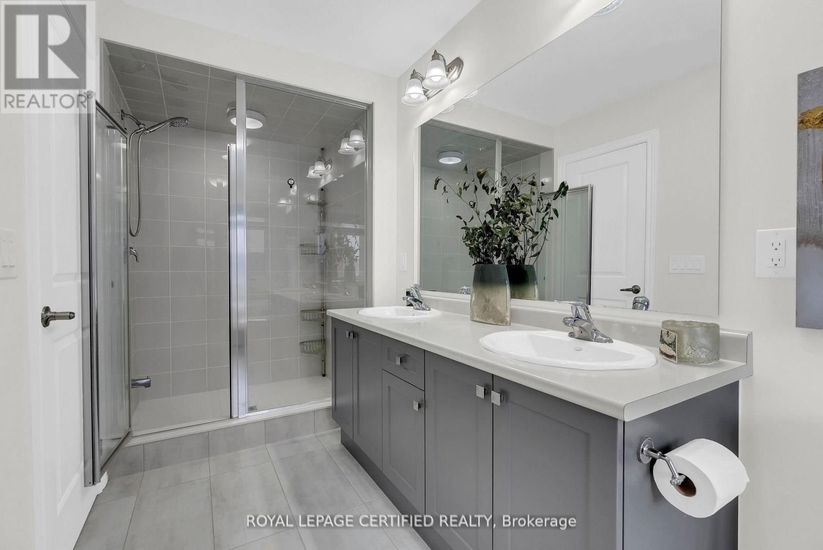 66 GRASSBOURNE AVENUE Image 29