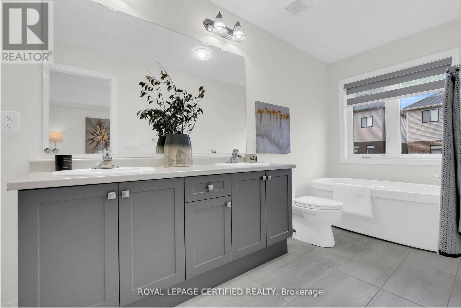 66 GRASSBOURNE AVENUE Image 30