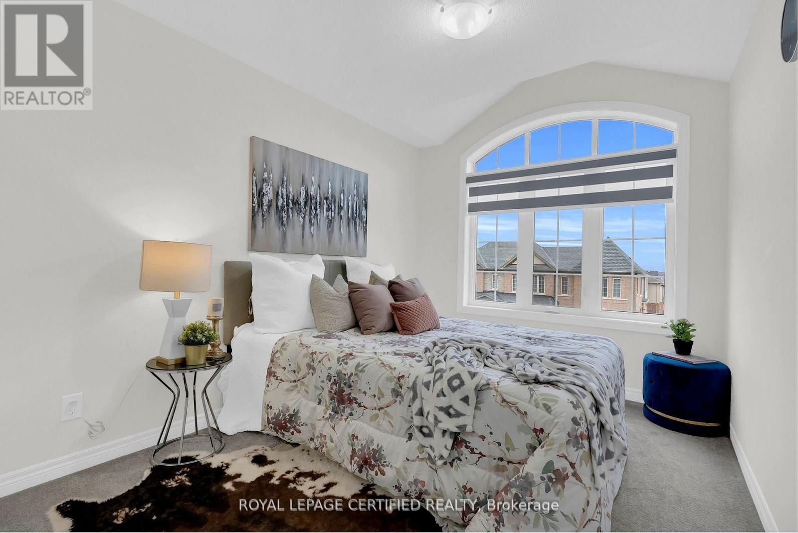 66 GRASSBOURNE AVENUE Image 32