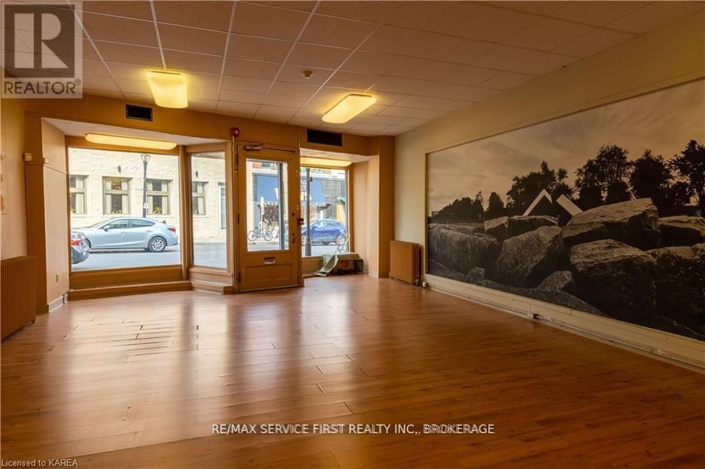 90 BROCK STREET Image 3