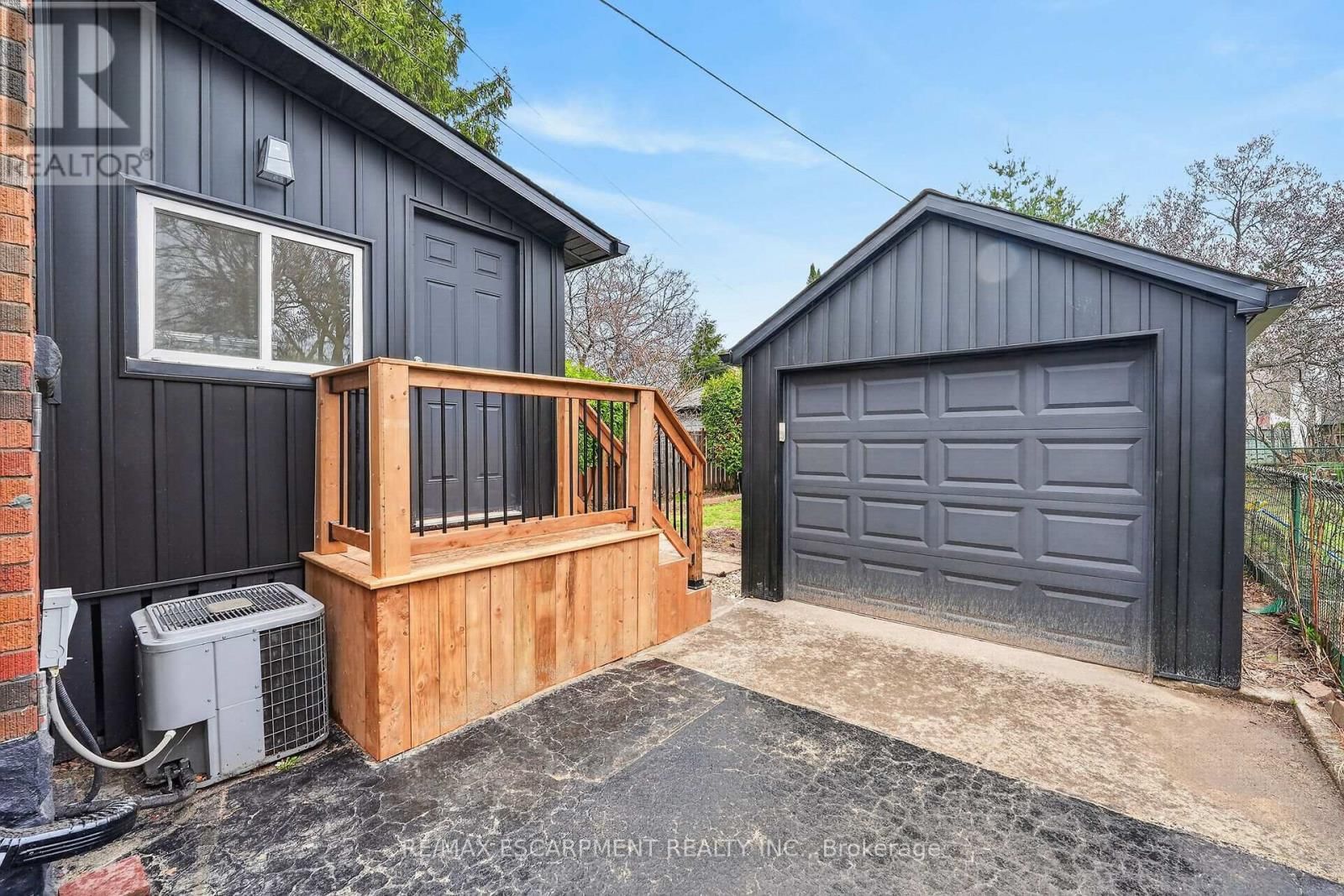 101 HOUGHTON AVENUE SOUTH Image 35