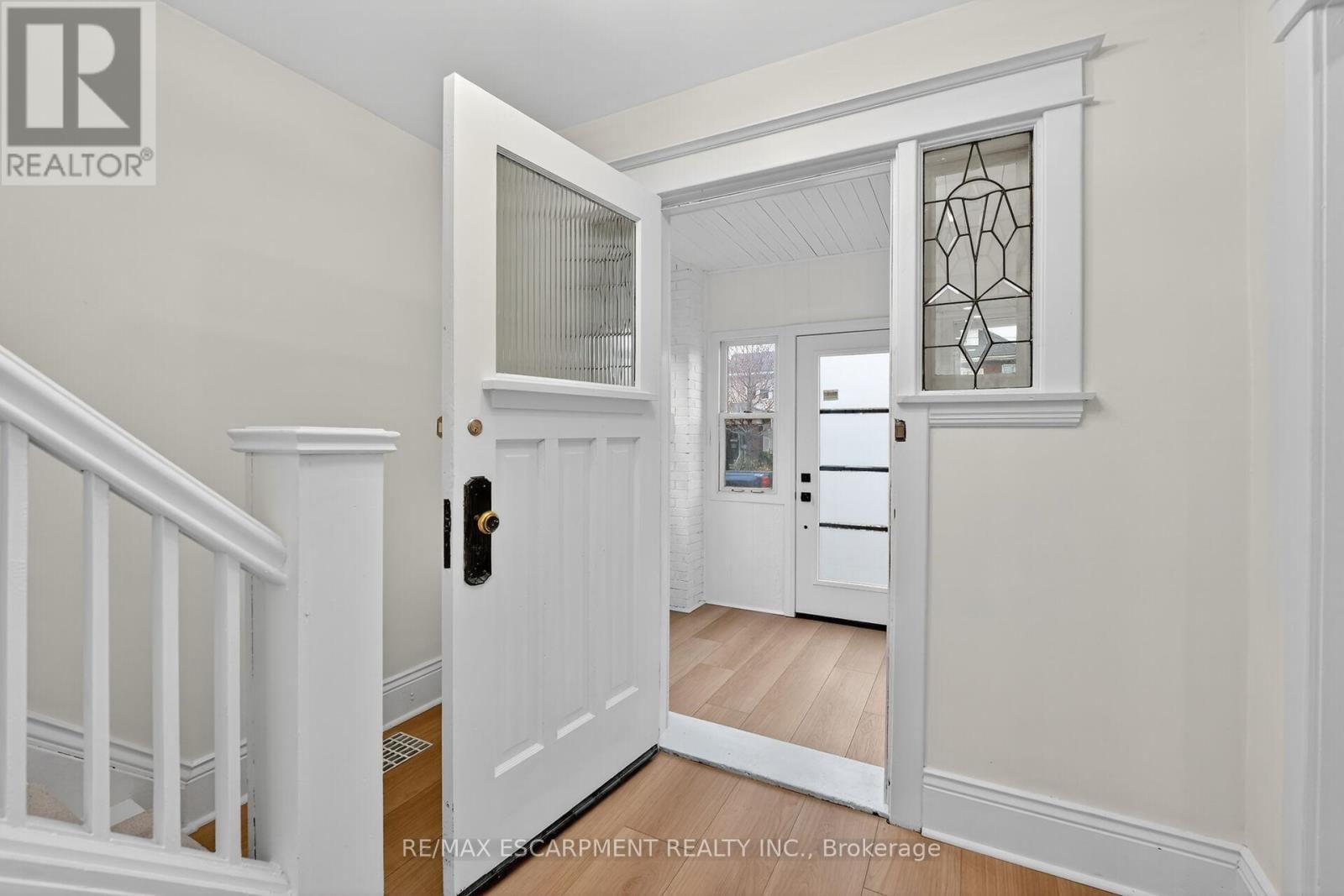 101 HOUGHTON AVENUE SOUTH Image 7