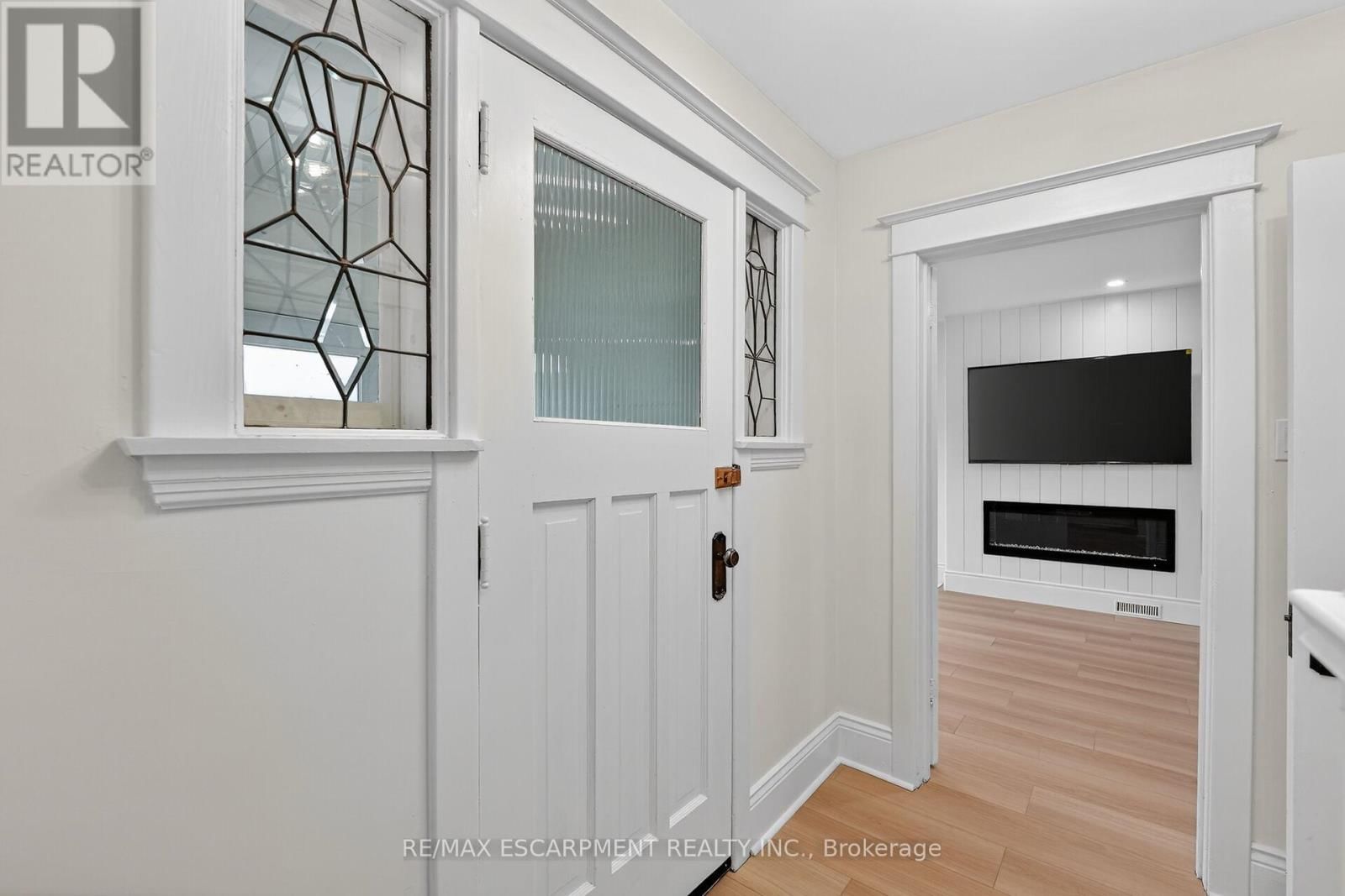 101 HOUGHTON AVENUE SOUTH Image 8