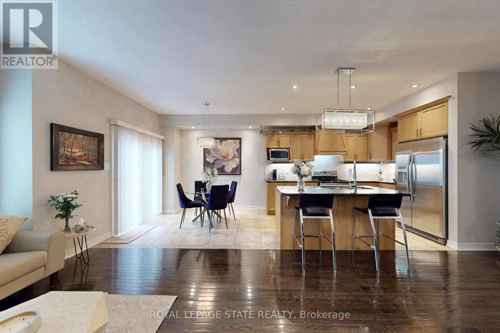 34 FOREST VALLEY CRESCENT Image 10