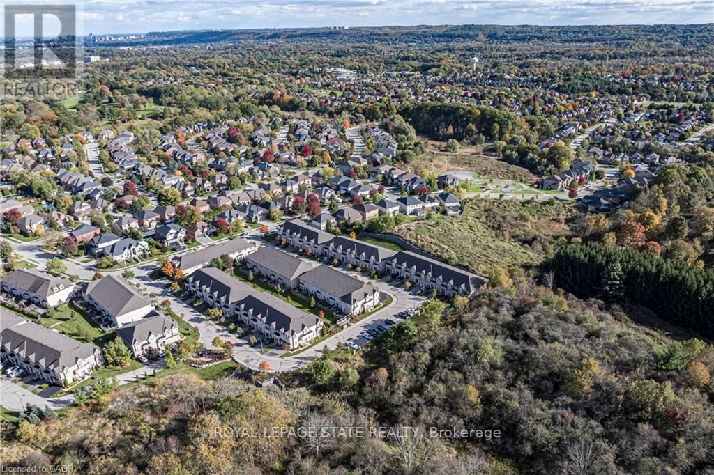 34 FOREST VALLEY CRESCENT Image 47