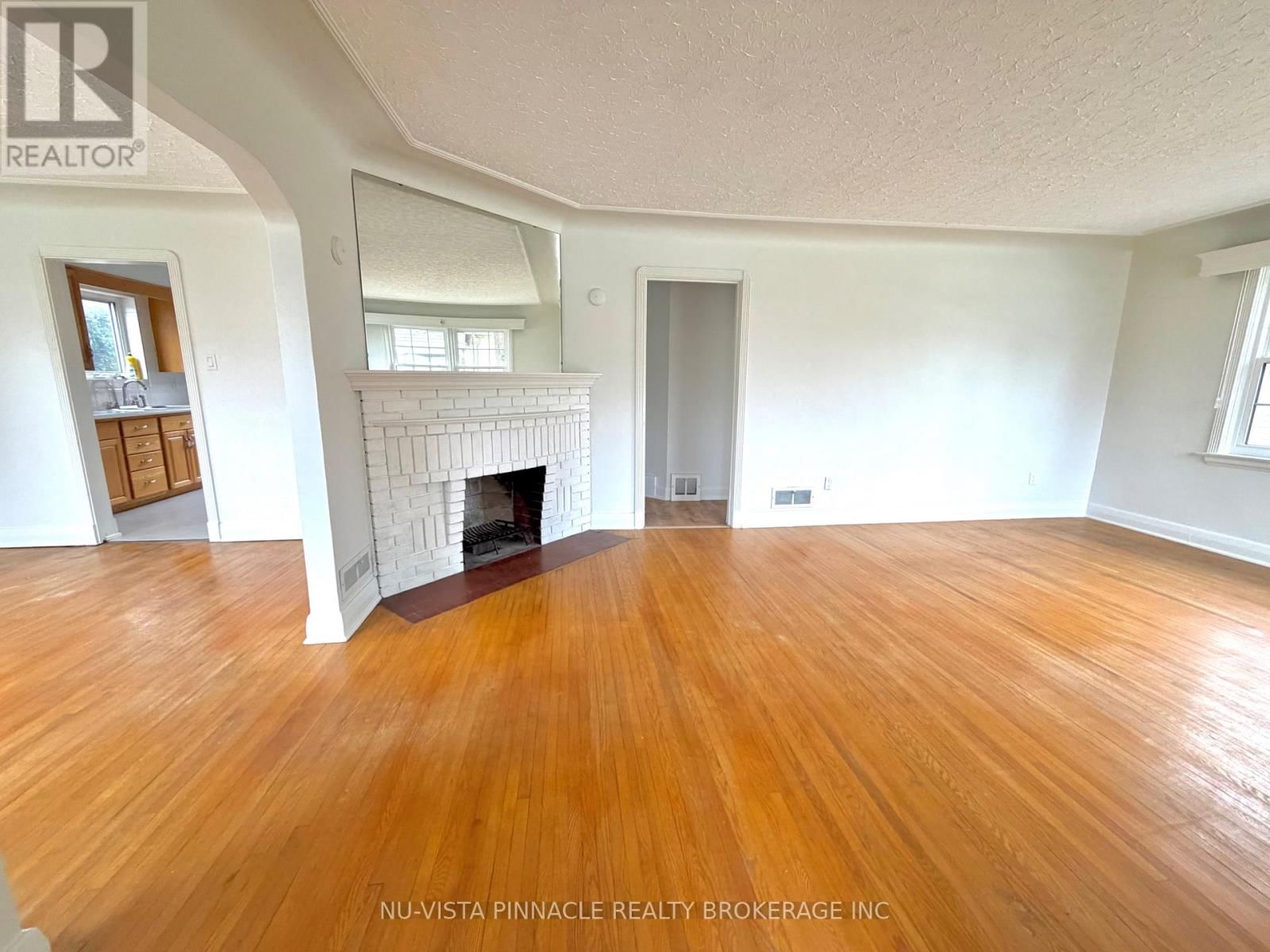 7061 LONGWOODS ROAD Image 9