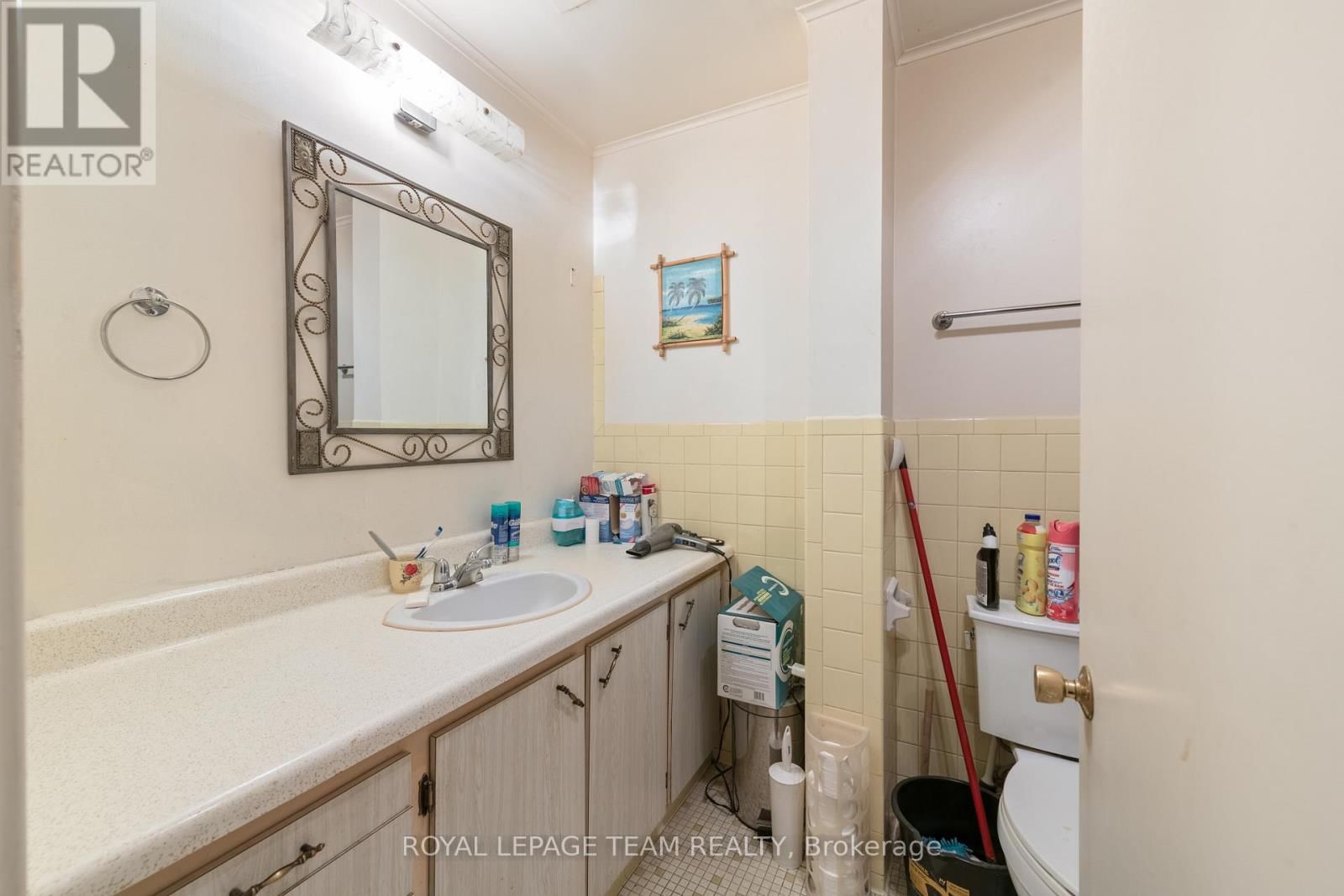 213 DESROSIERS STREET Image 20