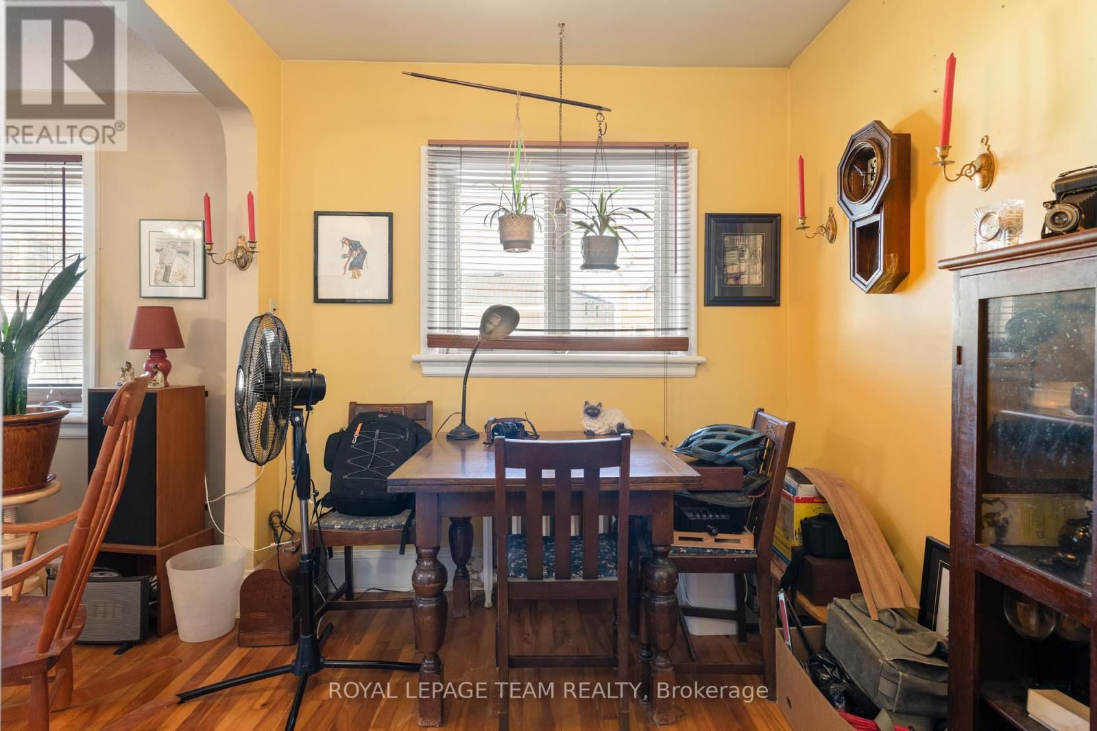 213 DESROSIERS STREET Image 32