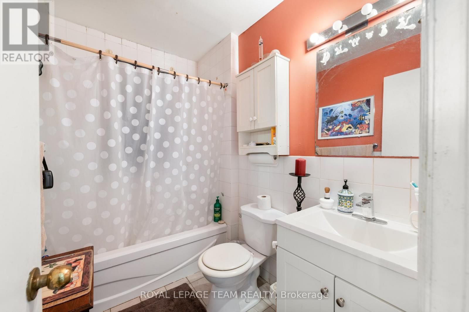 213 DESROSIERS STREET Image 36