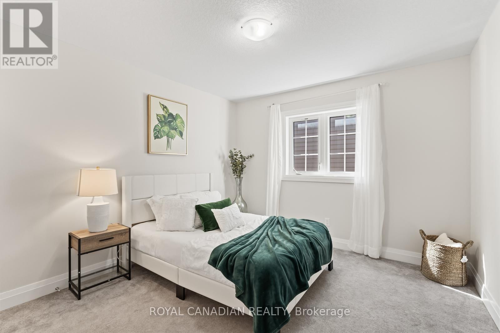 Upper - 301 BUTTONBUSH STREET Image 31