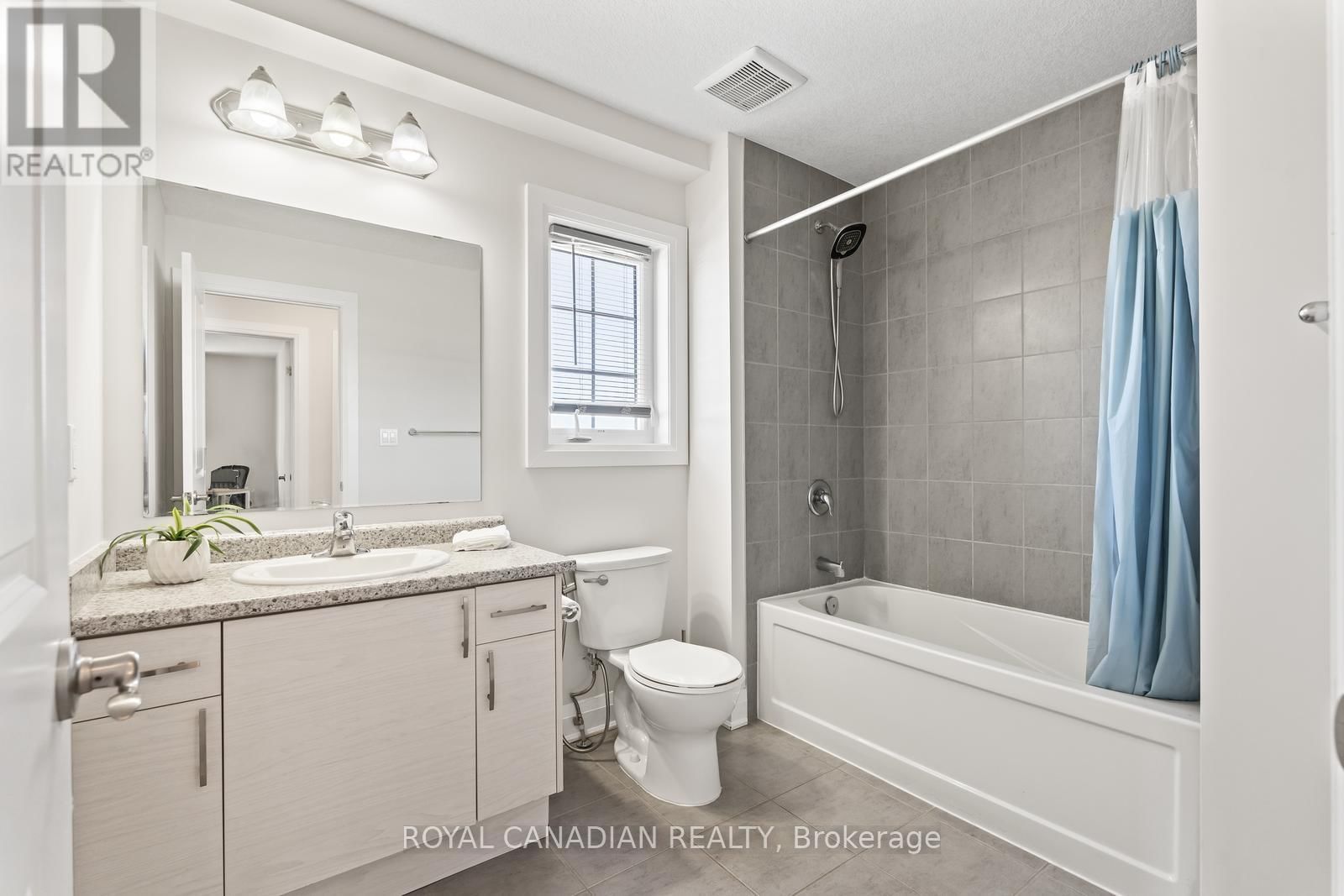 Upper - 301 BUTTONBUSH STREET Image 35