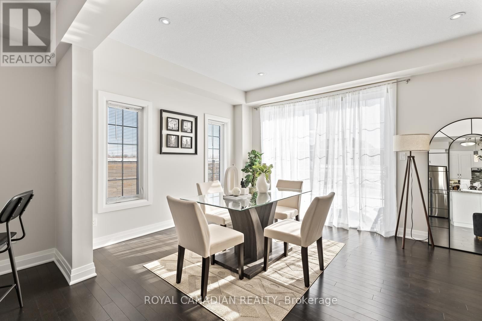 Upper - 301 BUTTONBUSH STREET Image 7