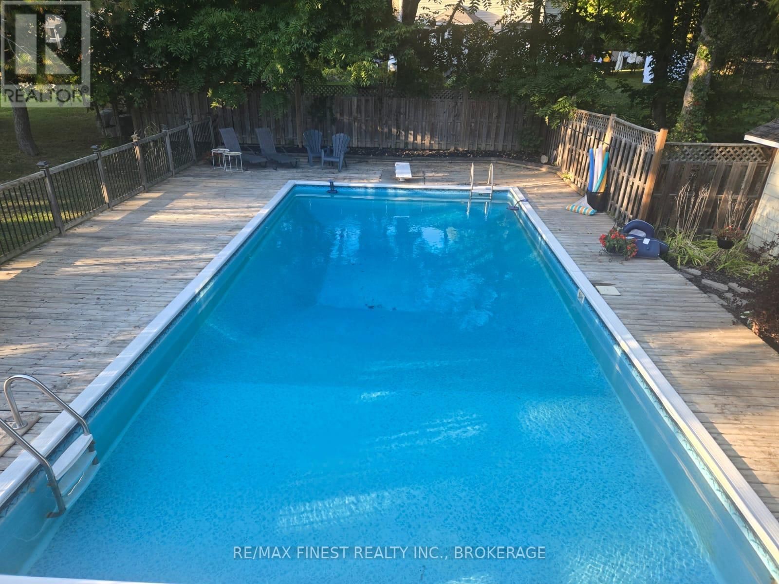 2518 RIDEAU FERRY ROAD Image 10