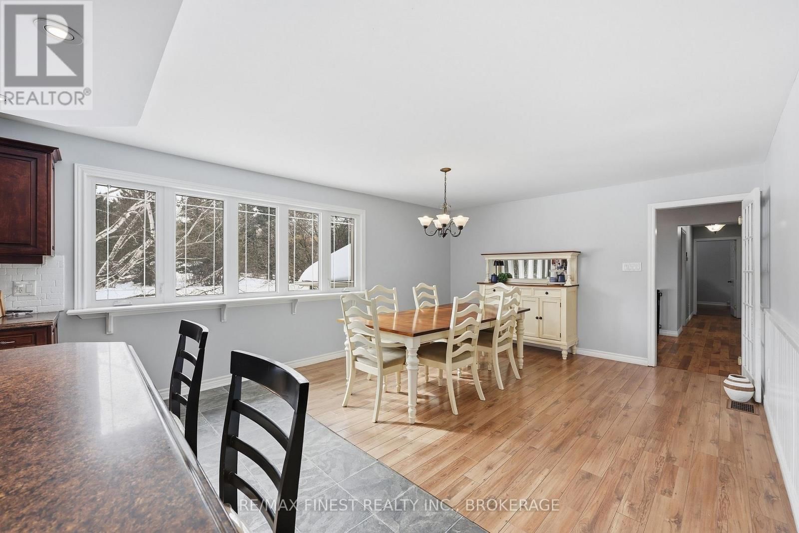 2518 RIDEAU FERRY ROAD Image 22