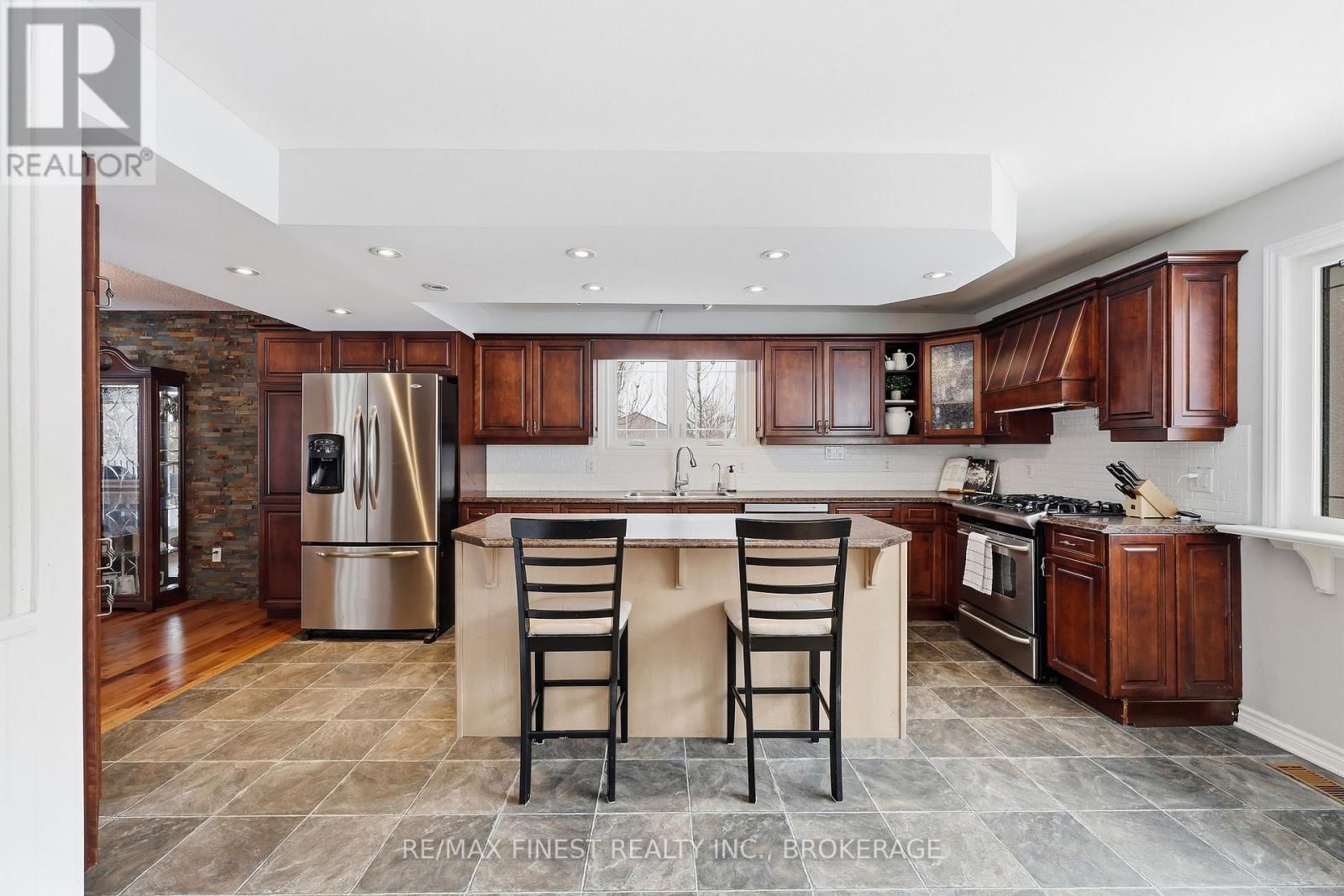 2518 RIDEAU FERRY ROAD Image 23