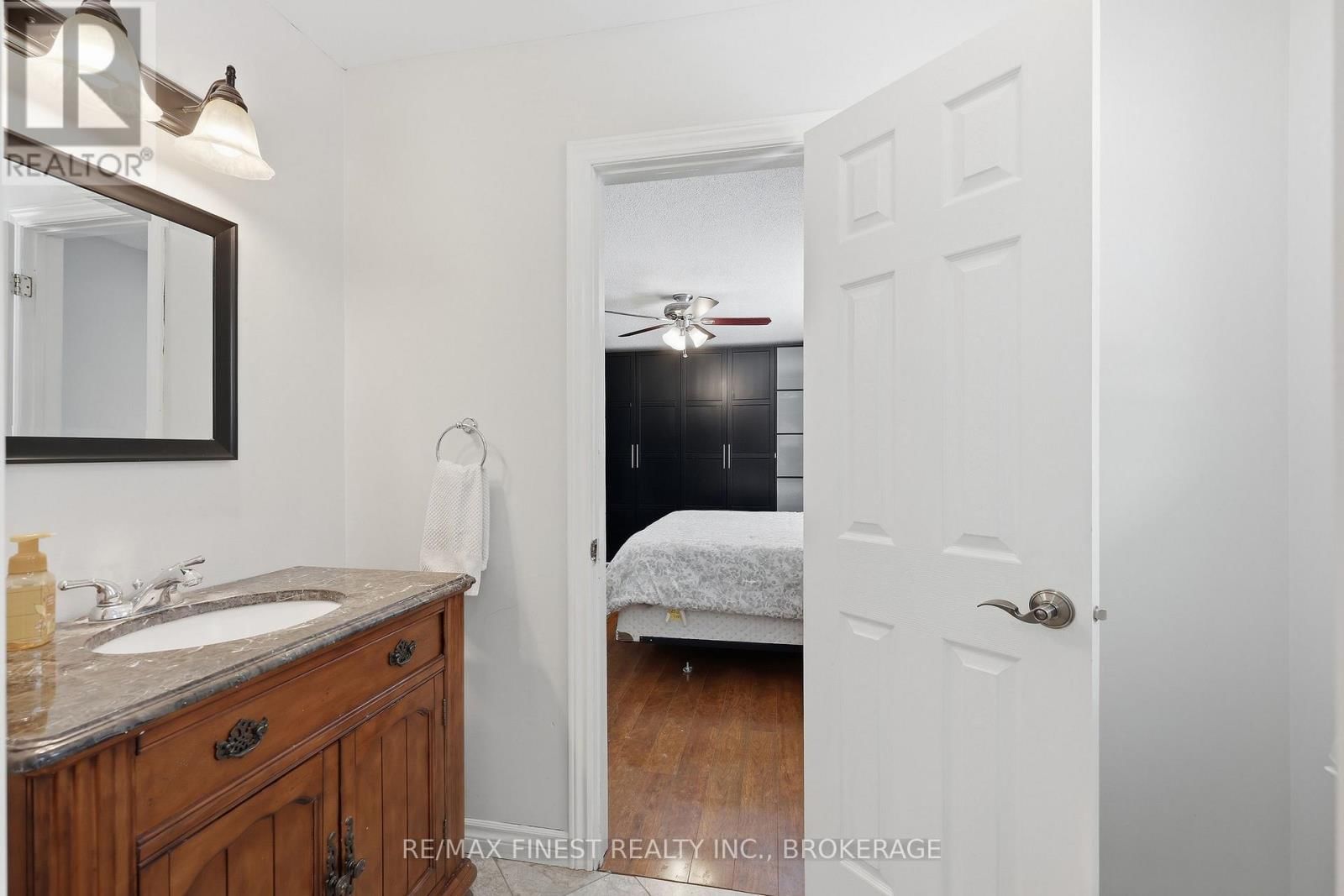 2518 RIDEAU FERRY ROAD Image 28