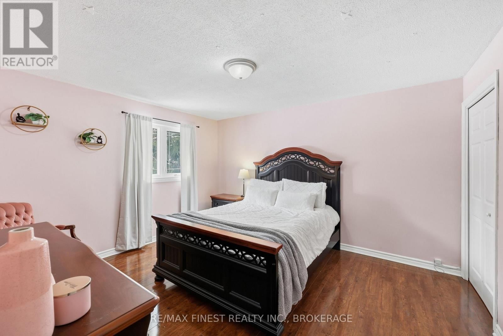 2518 RIDEAU FERRY ROAD Image 31