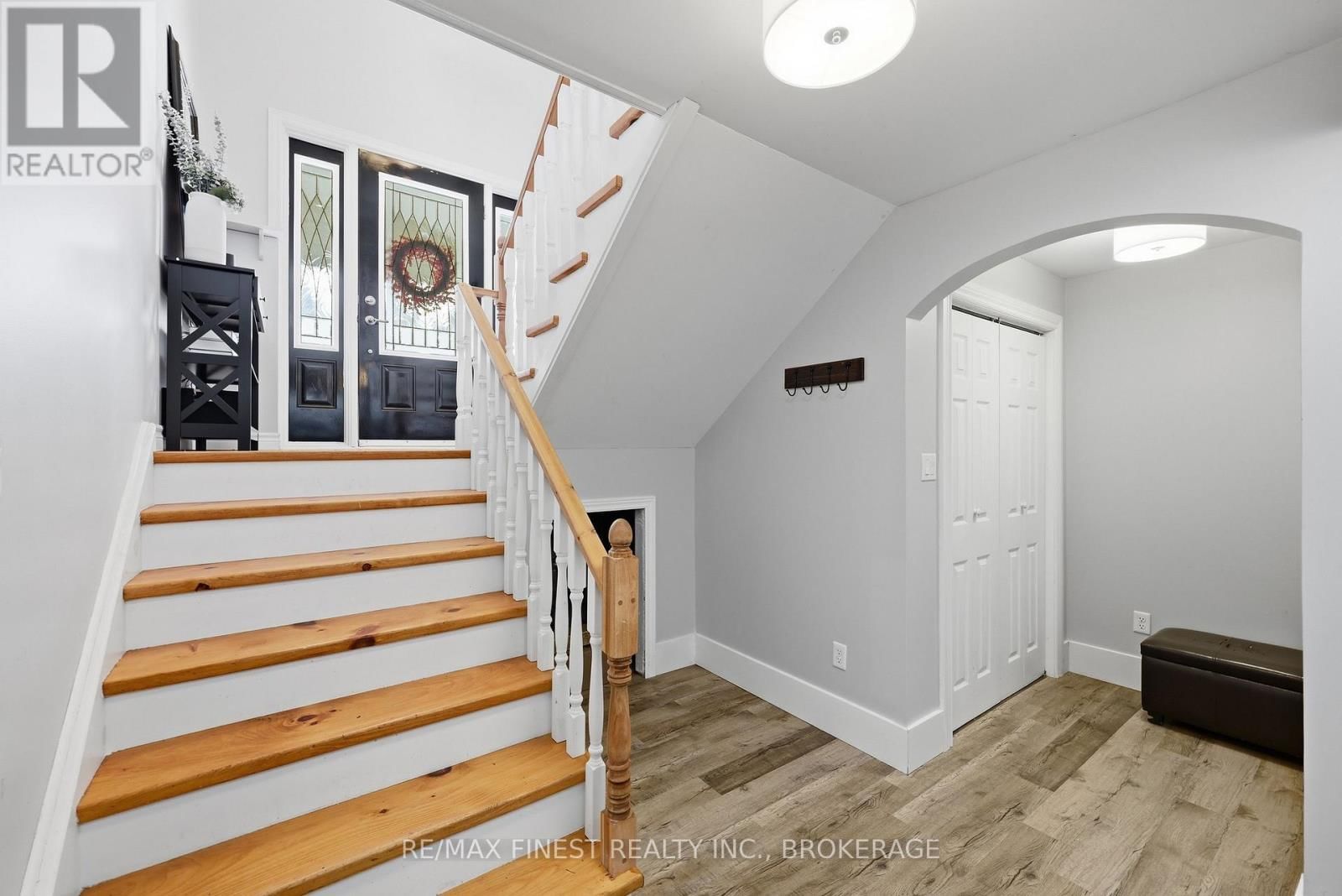 2518 RIDEAU FERRY ROAD Image 36