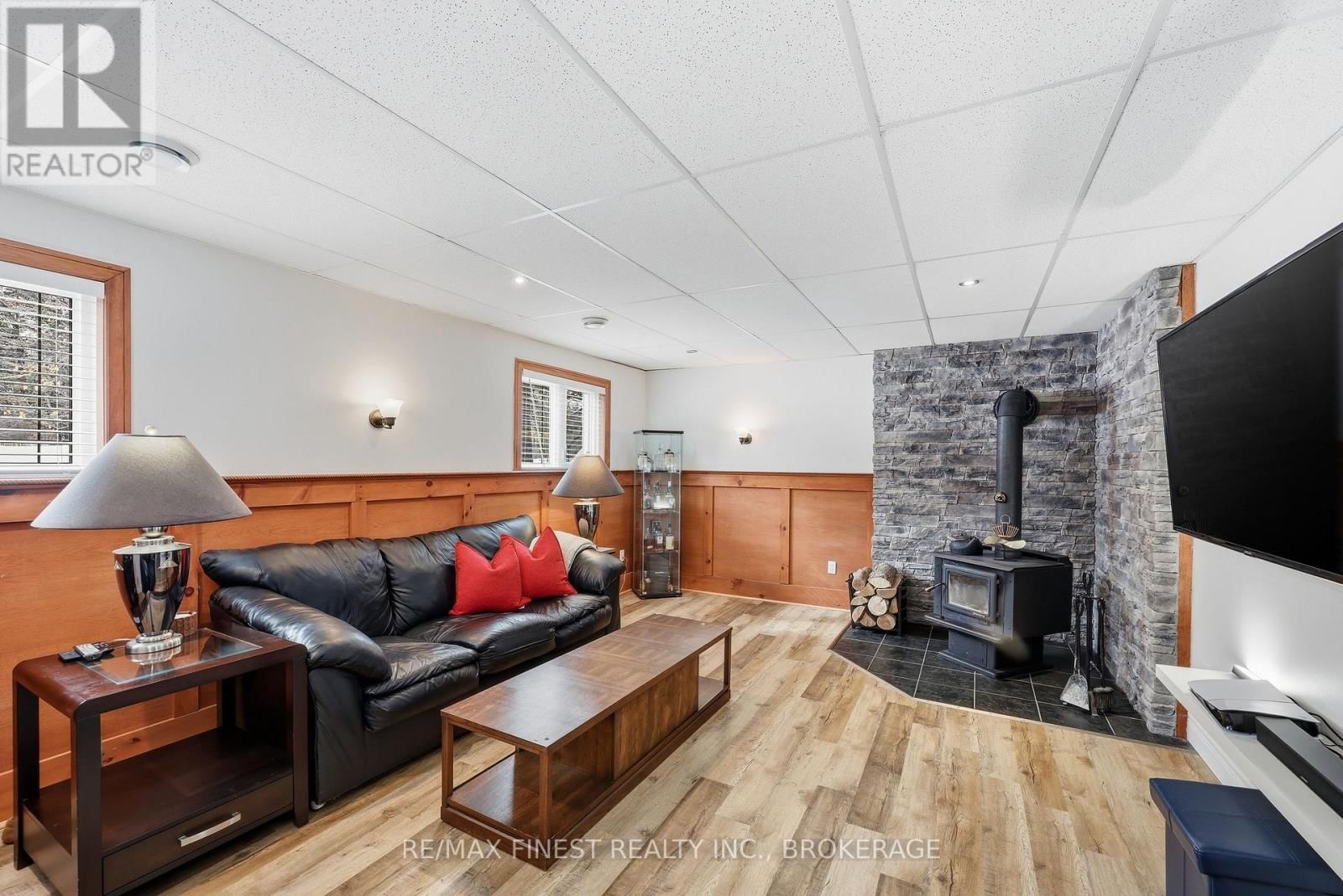 2518 RIDEAU FERRY ROAD Image 39