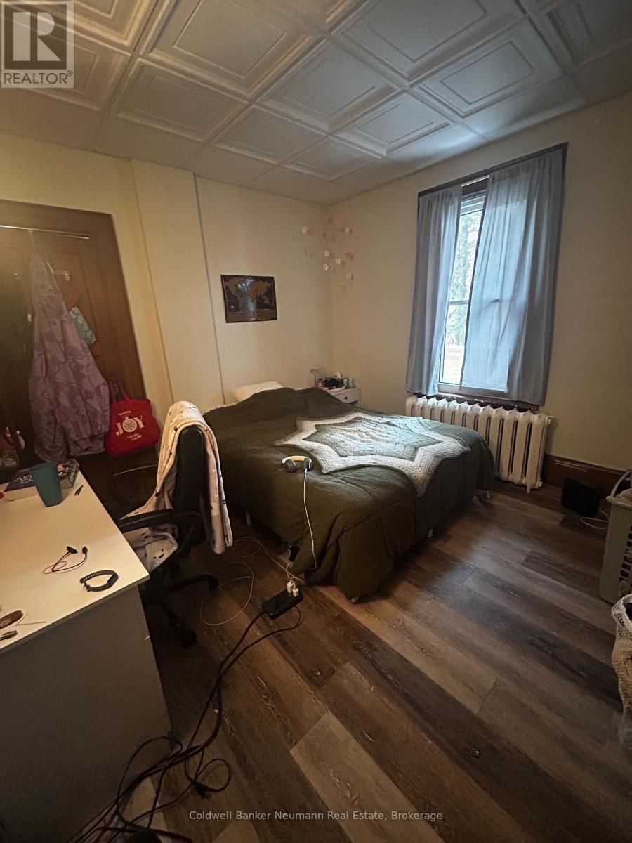 45 PAISLEY STREET Image 14