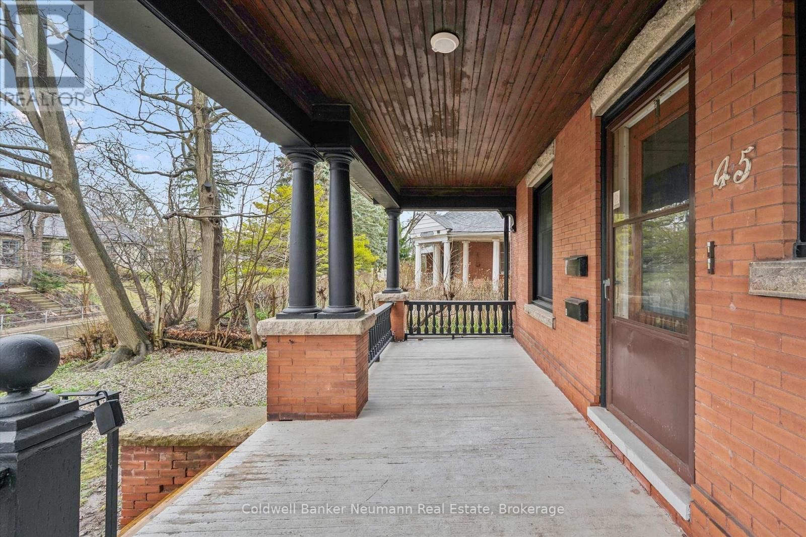 45 PAISLEY STREET Image 4