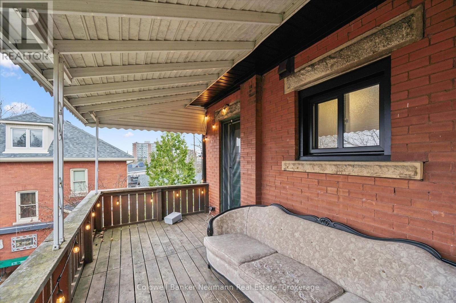 45 PAISLEY STREET Image 6