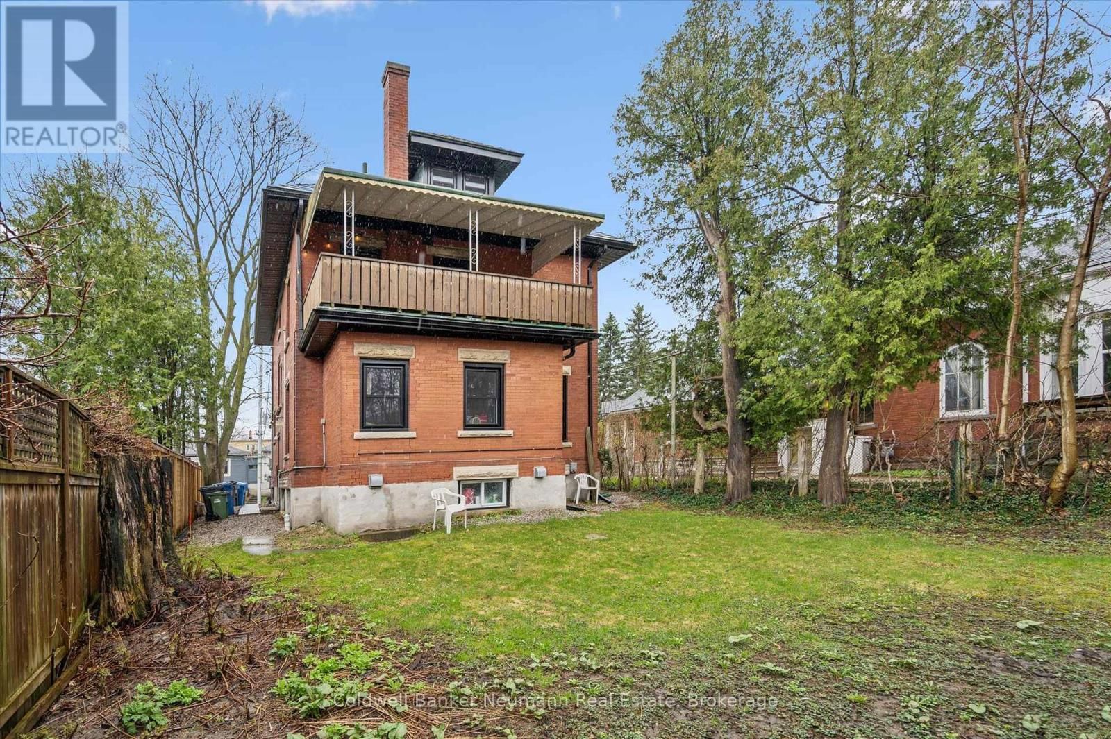 45 PAISLEY STREET Image 8