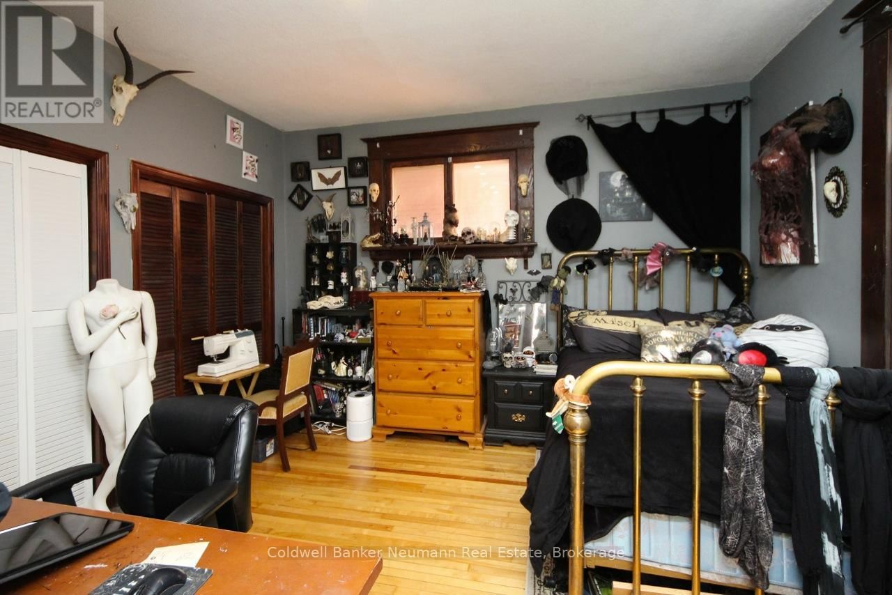 121 DUBLIN STREET NORTH Image 28