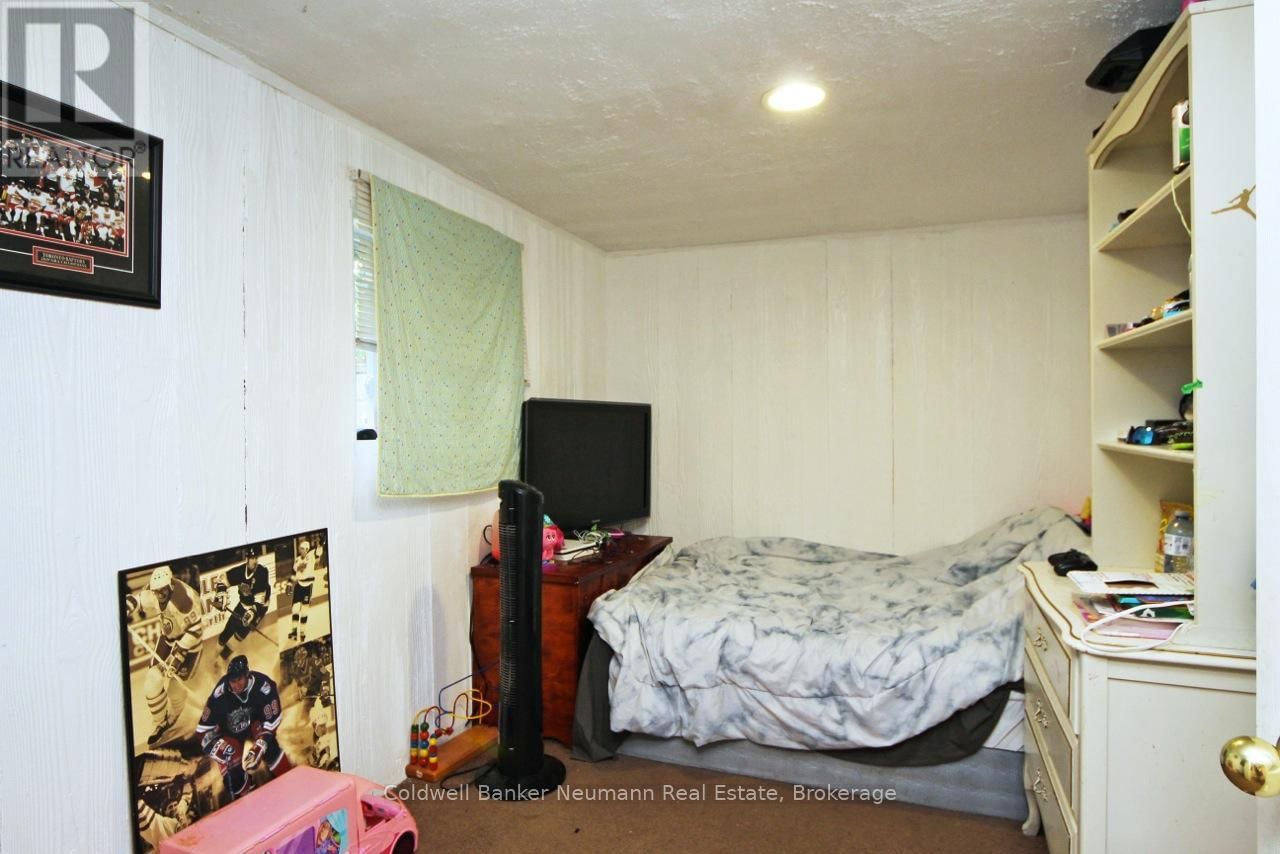 121 DUBLIN STREET NORTH Image 35