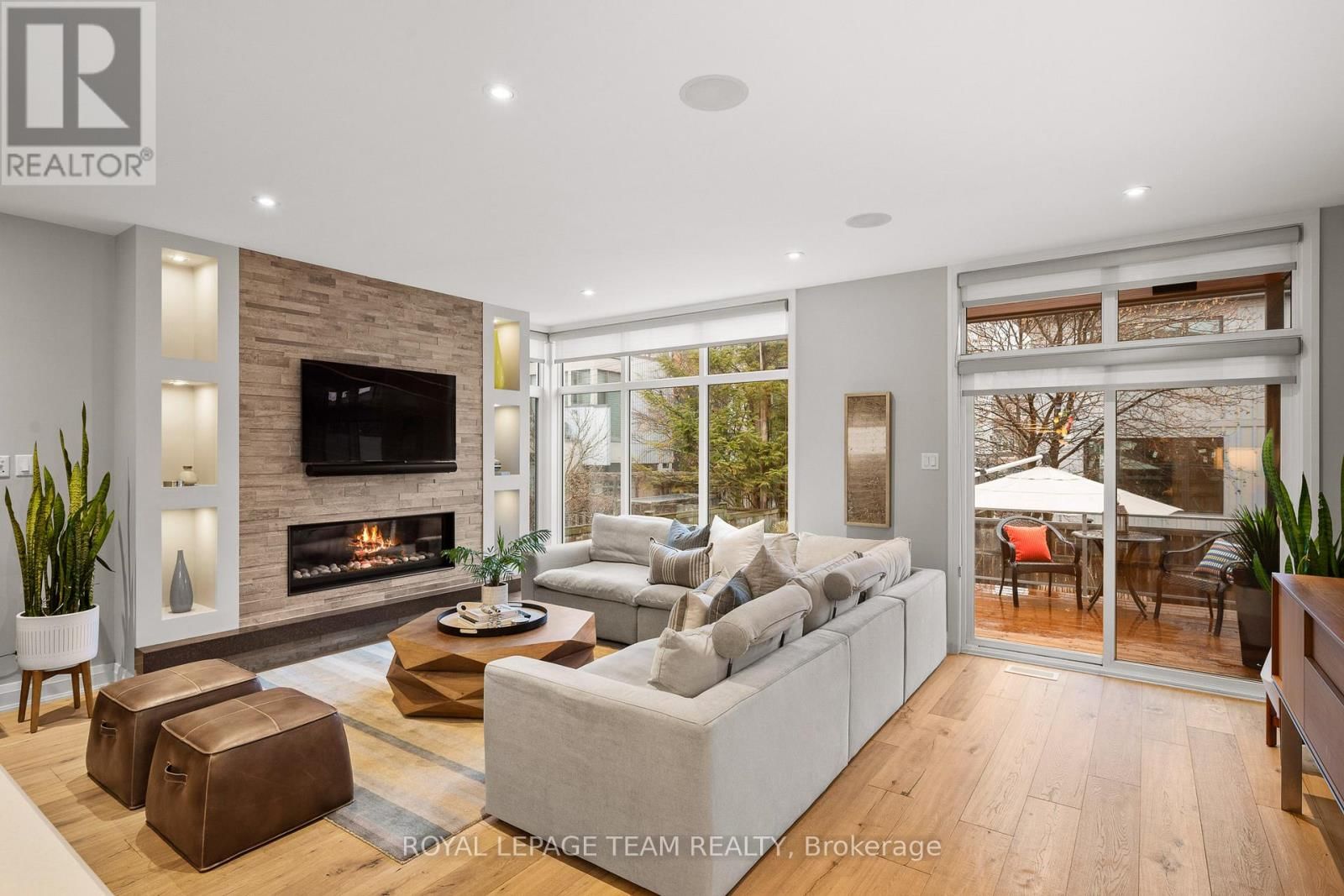 2173 WORKMAN AVENUE Image 15