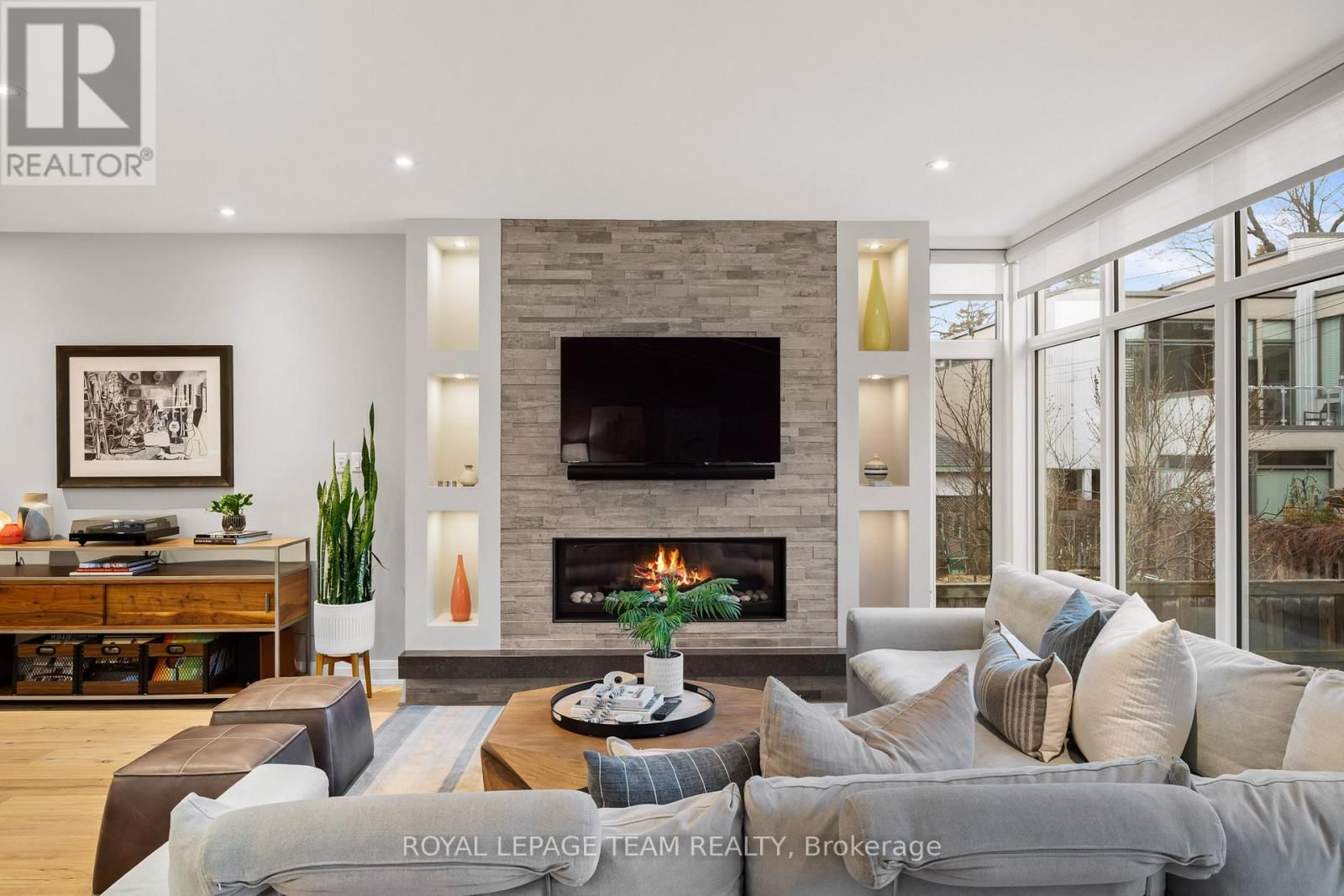 2173 WORKMAN AVENUE Image 17