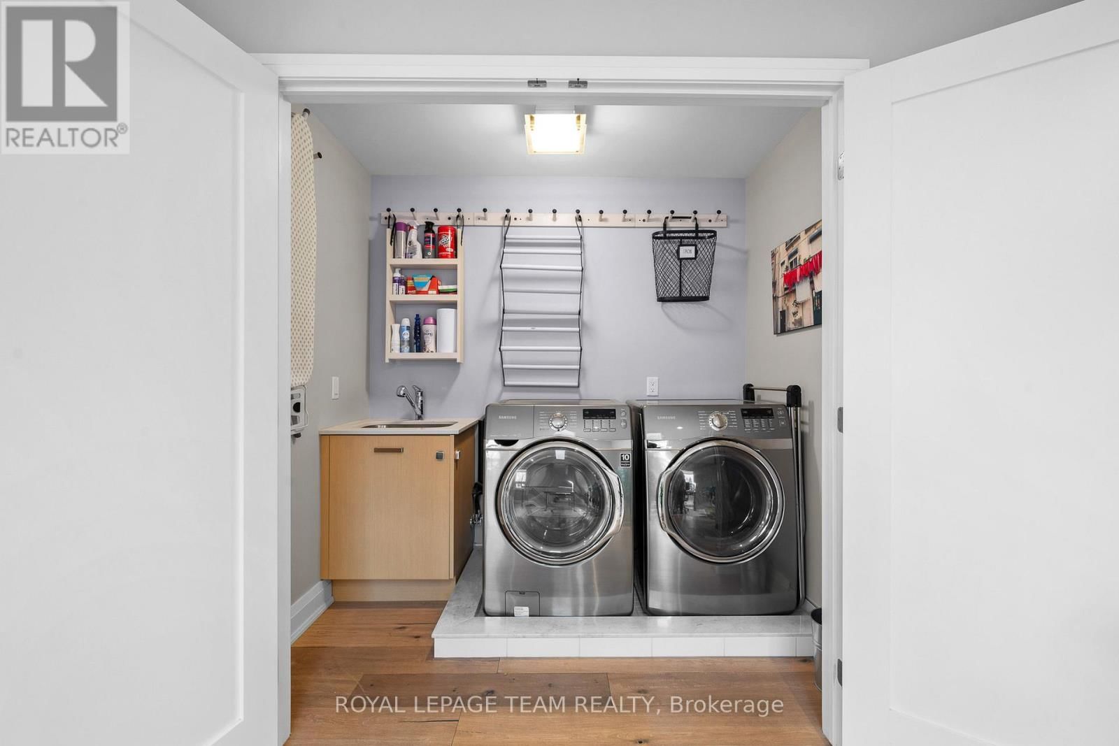 2173 WORKMAN AVENUE Image 36