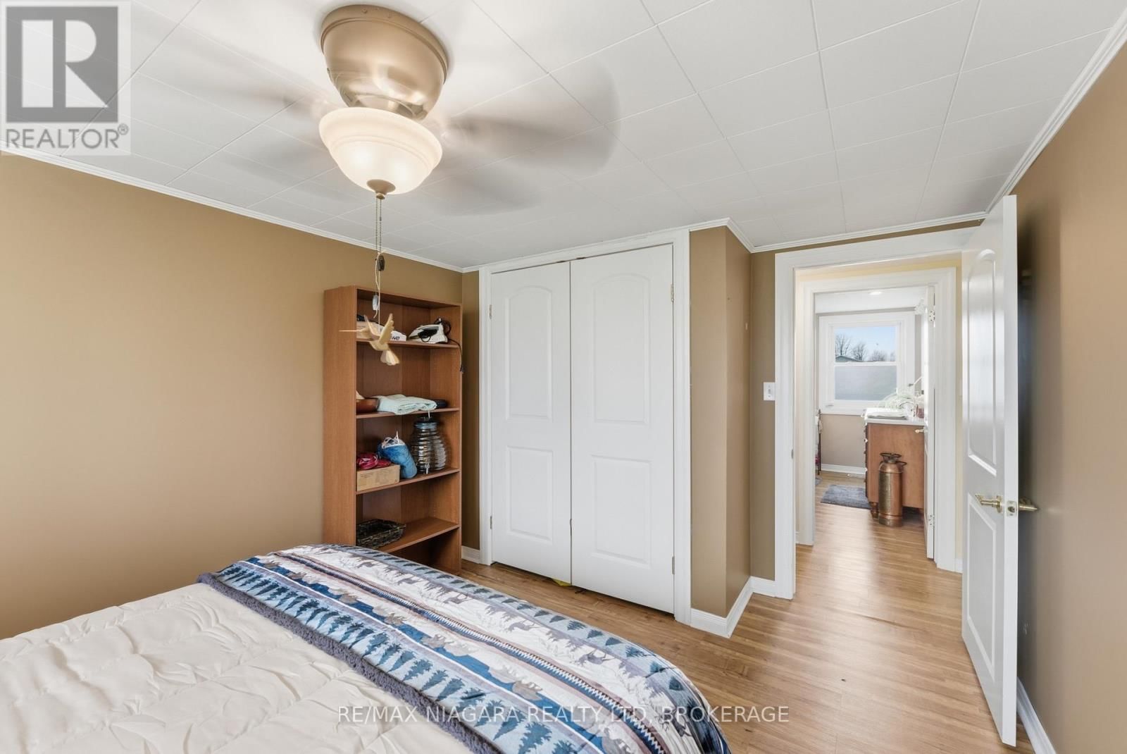 566 HOLLOWAY BAY ROAD Image 17