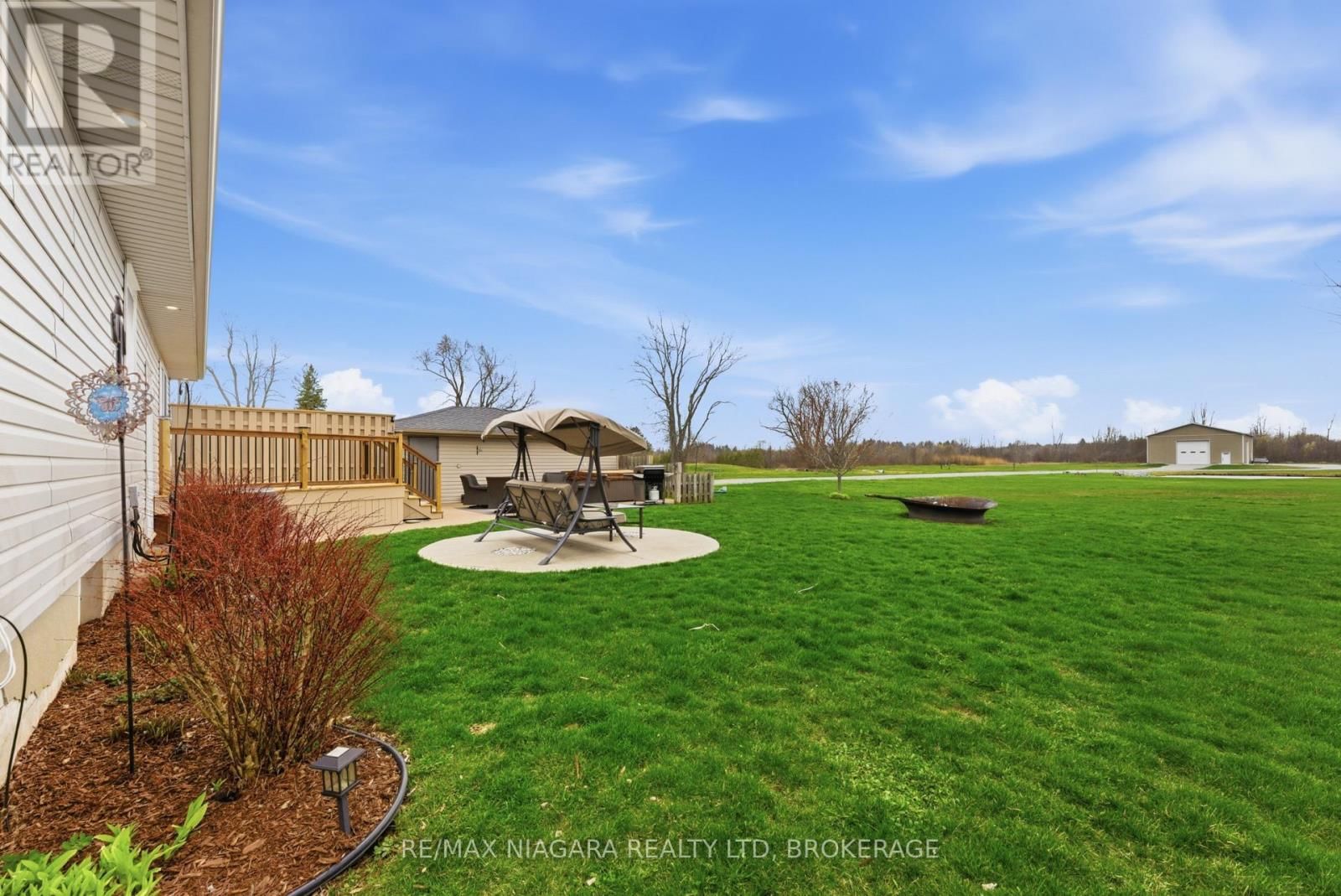 566 HOLLOWAY BAY ROAD Image 23