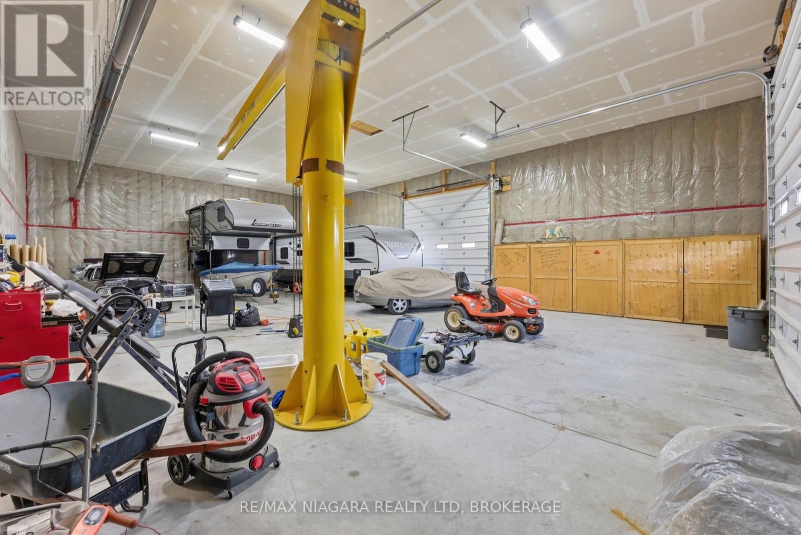 566 HOLLOWAY BAY ROAD Image 26