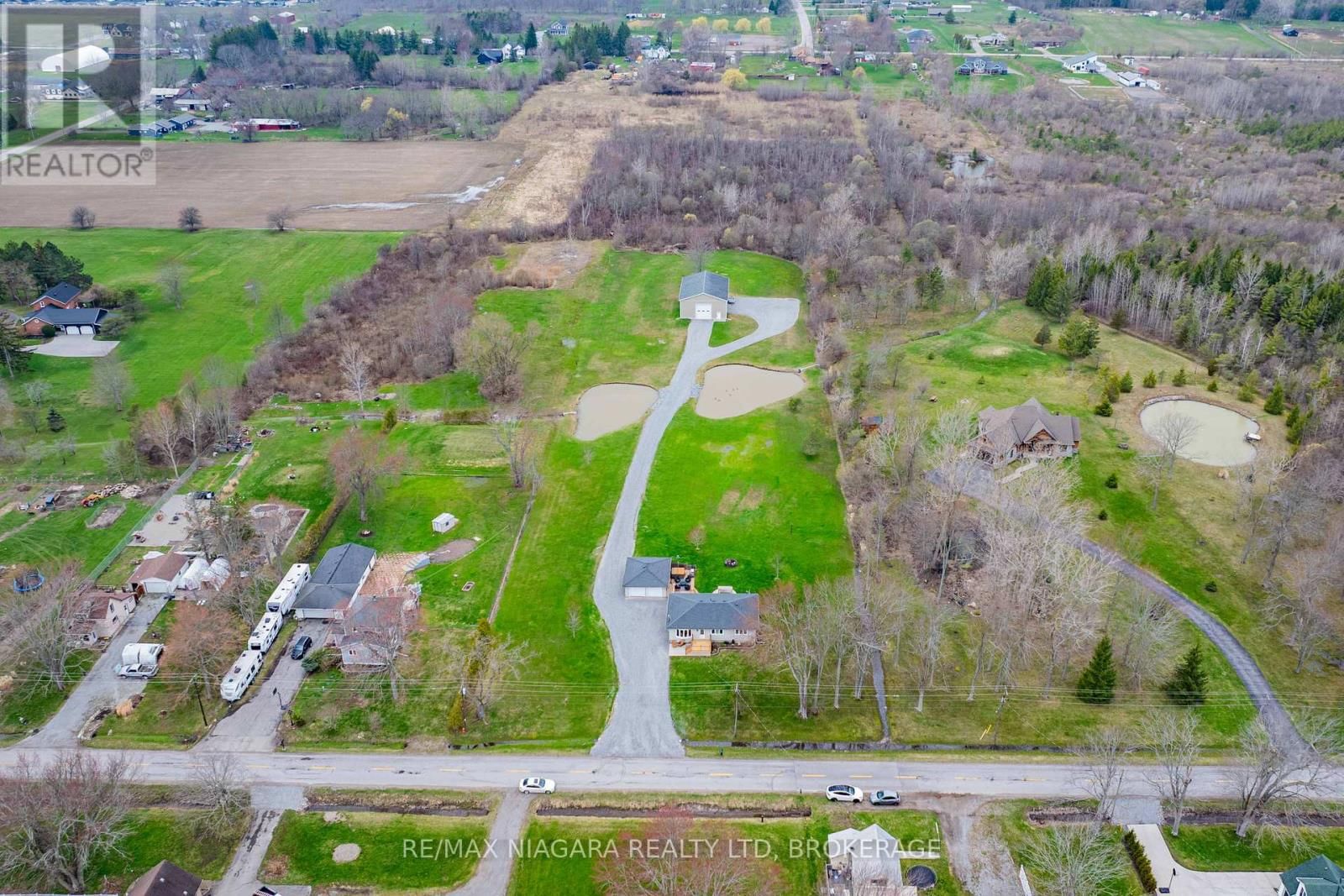 566 HOLLOWAY BAY ROAD Image 5