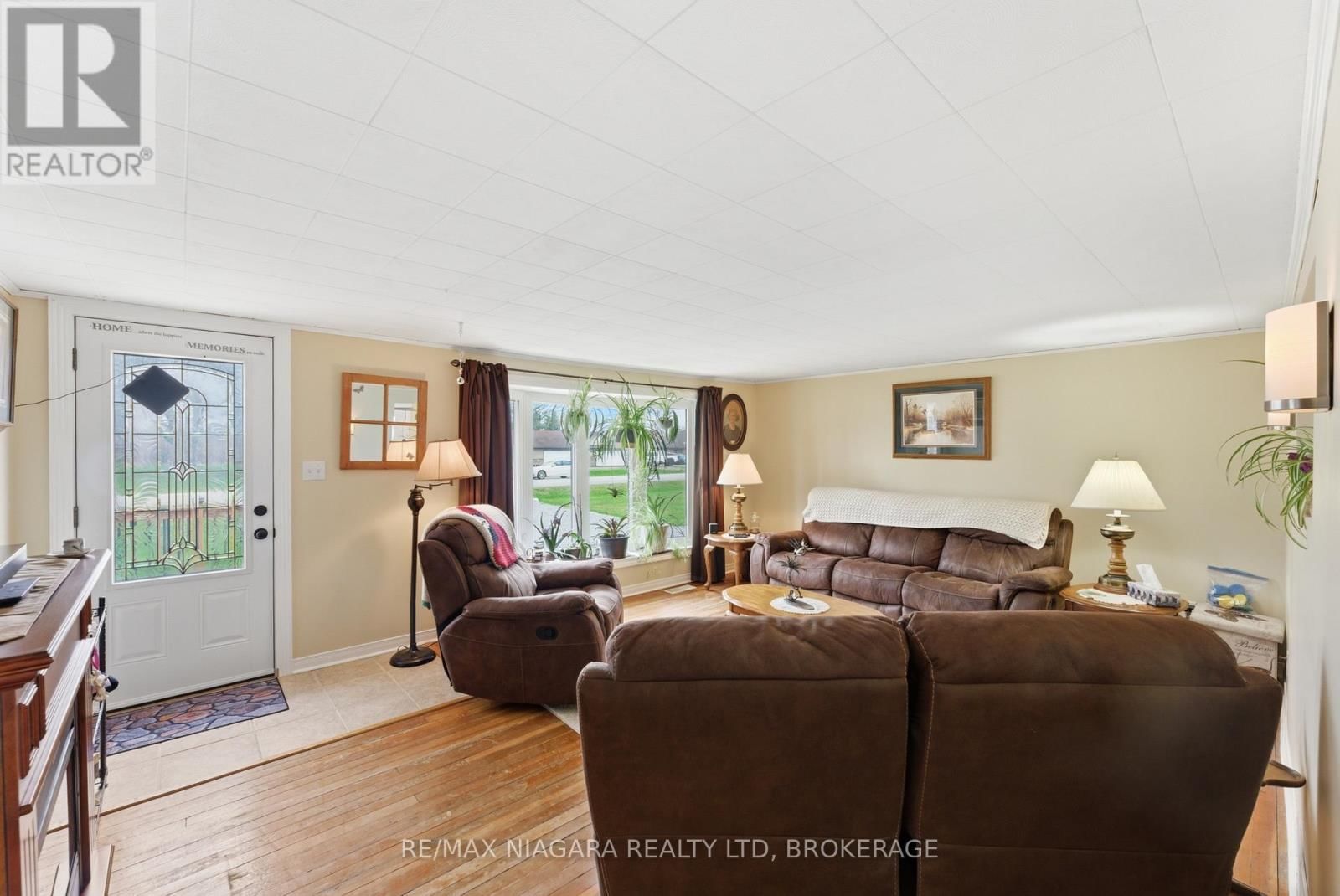 566 HOLLOWAY BAY ROAD Image 8