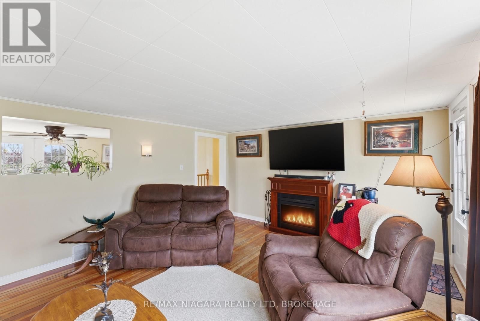 566 HOLLOWAY BAY ROAD Image 9