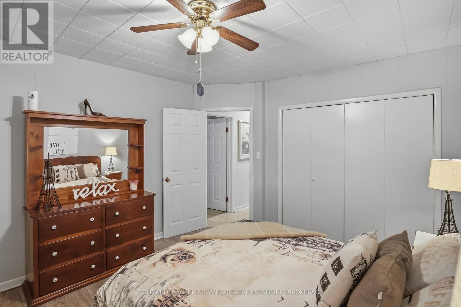 166 CROWLAND AVENUE Image 14