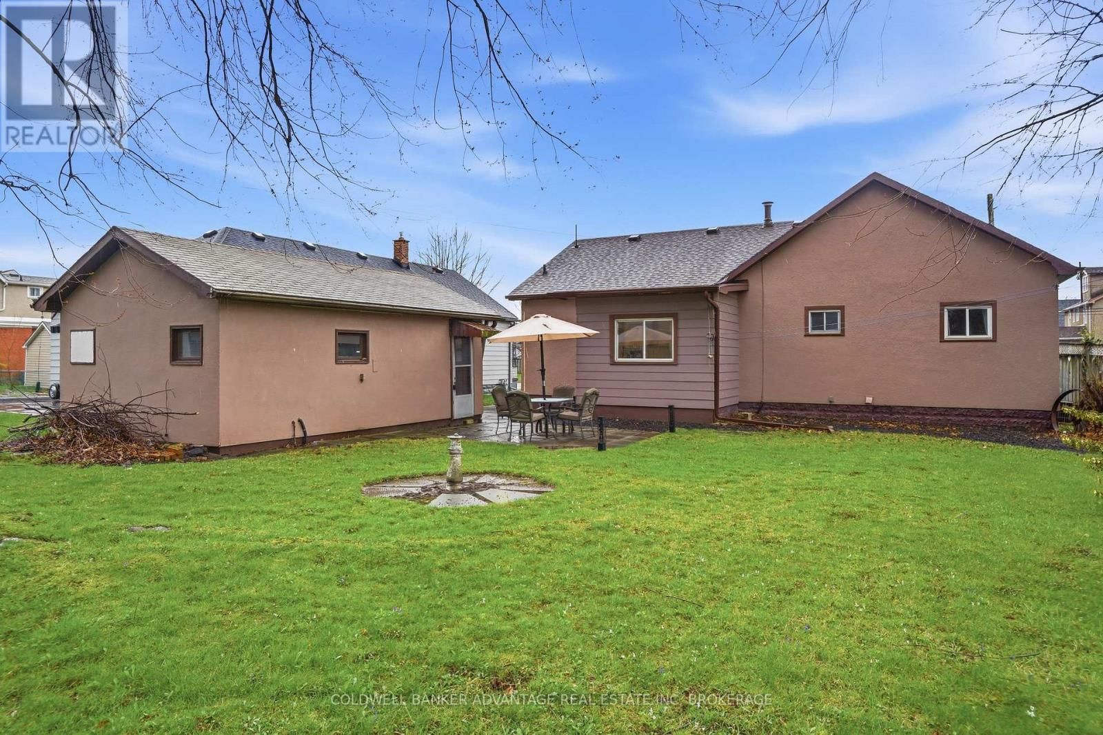 166 CROWLAND AVENUE Image 27