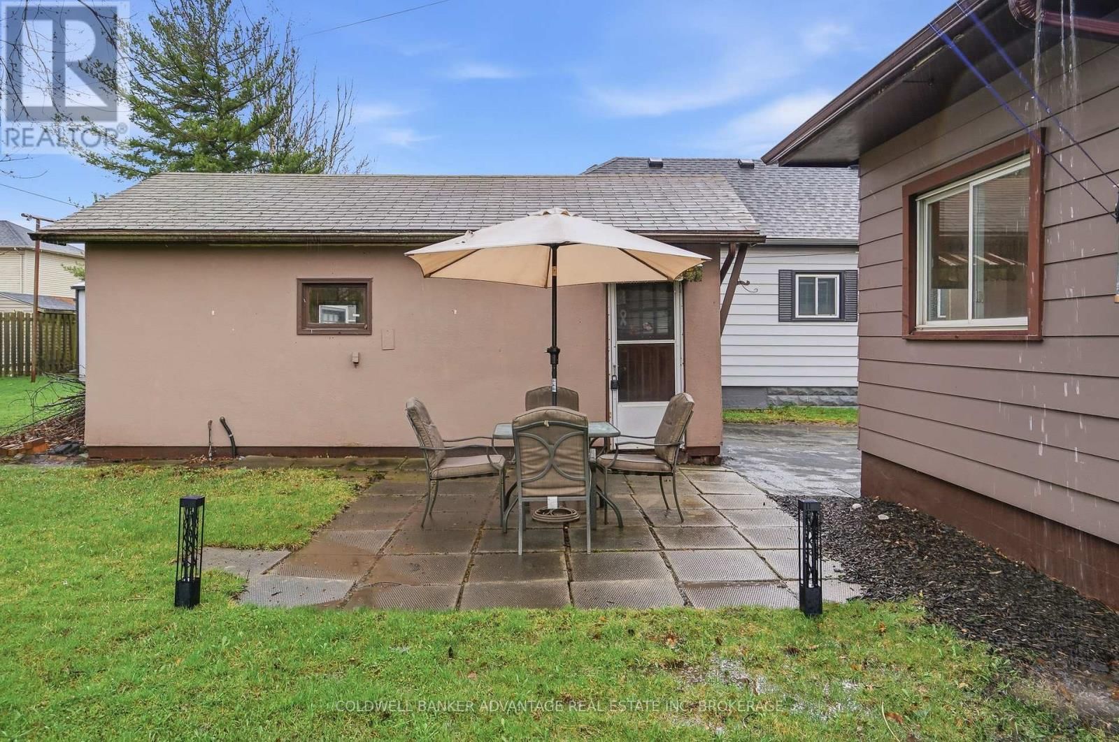 166 CROWLAND AVENUE Image 28